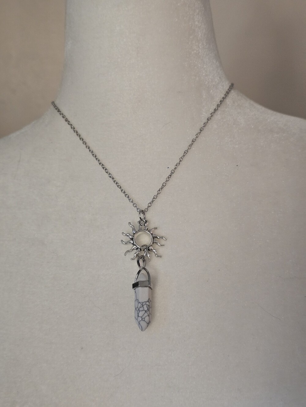 Silver Sun & White Howlite Pendant Necklace